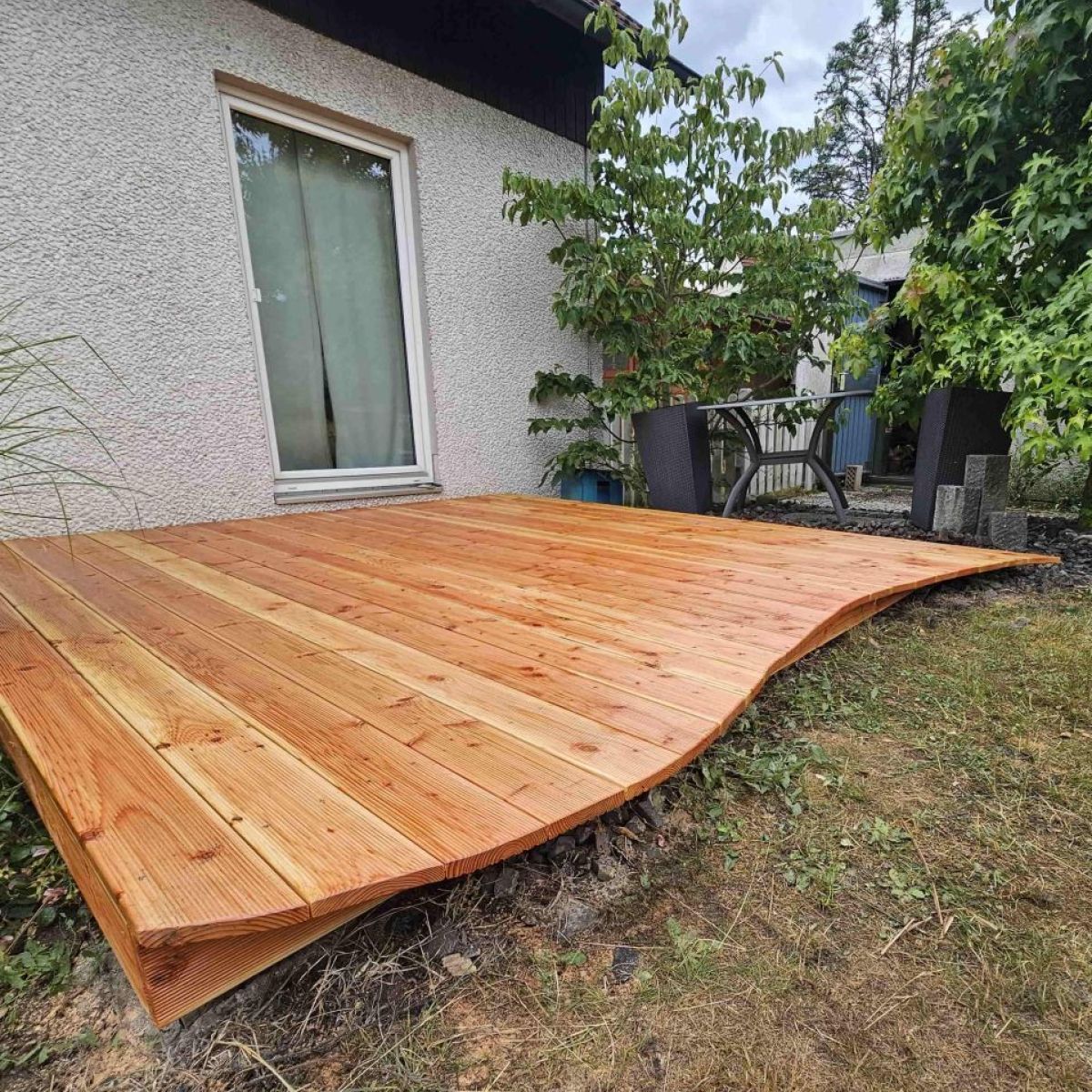 Terrassenbau Holzoptik
